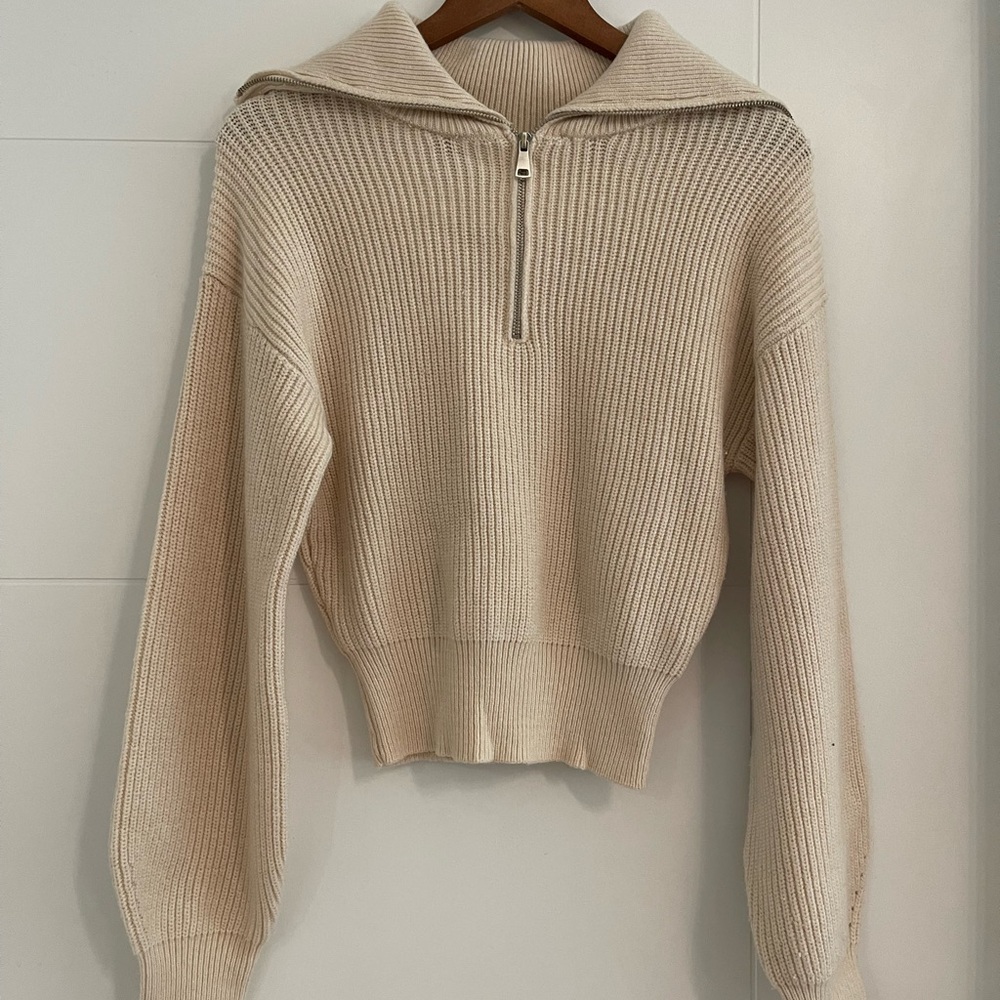Steve Madden Cream Turtleneck Sweater with Ribbed Knit